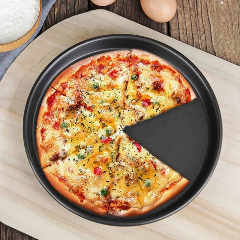 Quality Pizza Baking with Non-Stick Pizza Pan